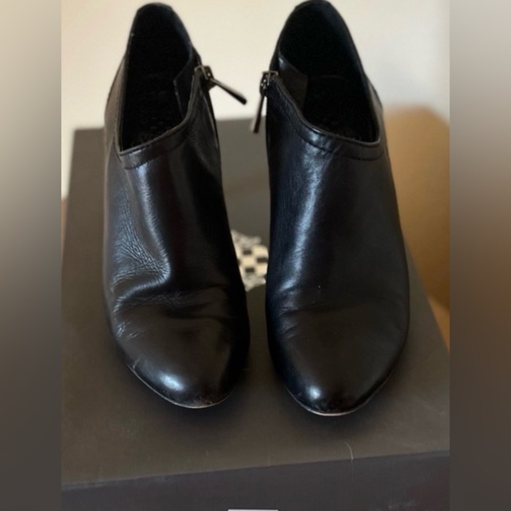 Black heel booties